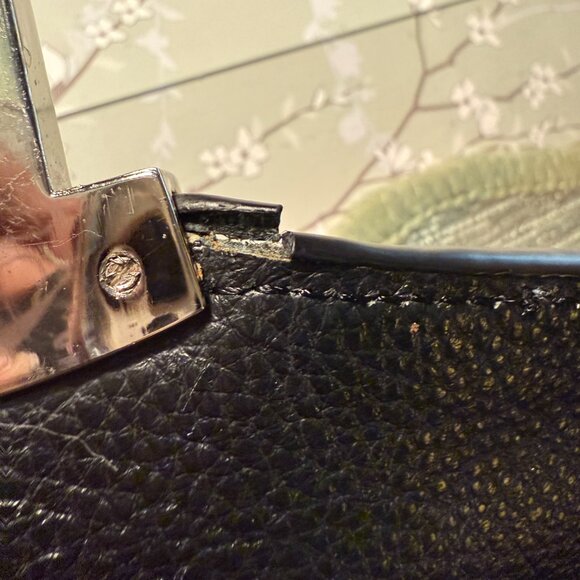 Prada  Vitello Daino Shoulder Bag Black - Picture 16 of 16